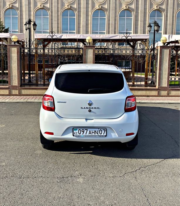 Renault Sandero 2014/1,6/122,000km