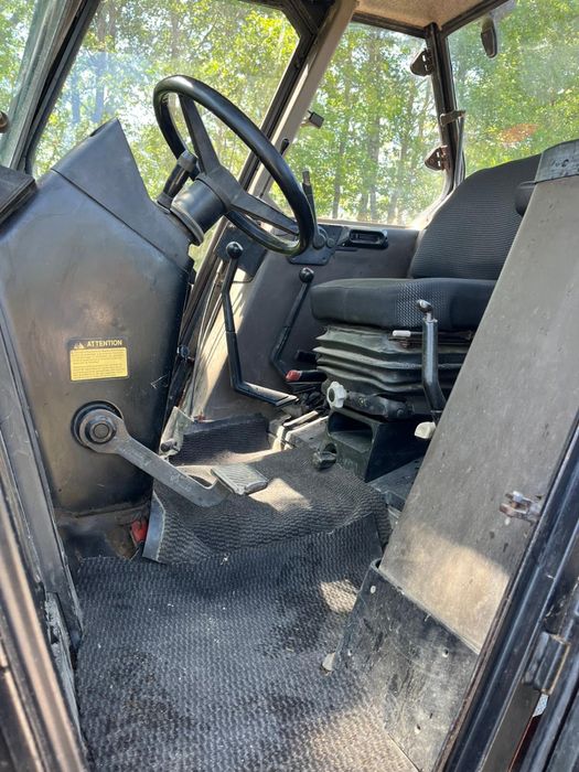 Vand tractor fiat88 94 cu incarcator frontal