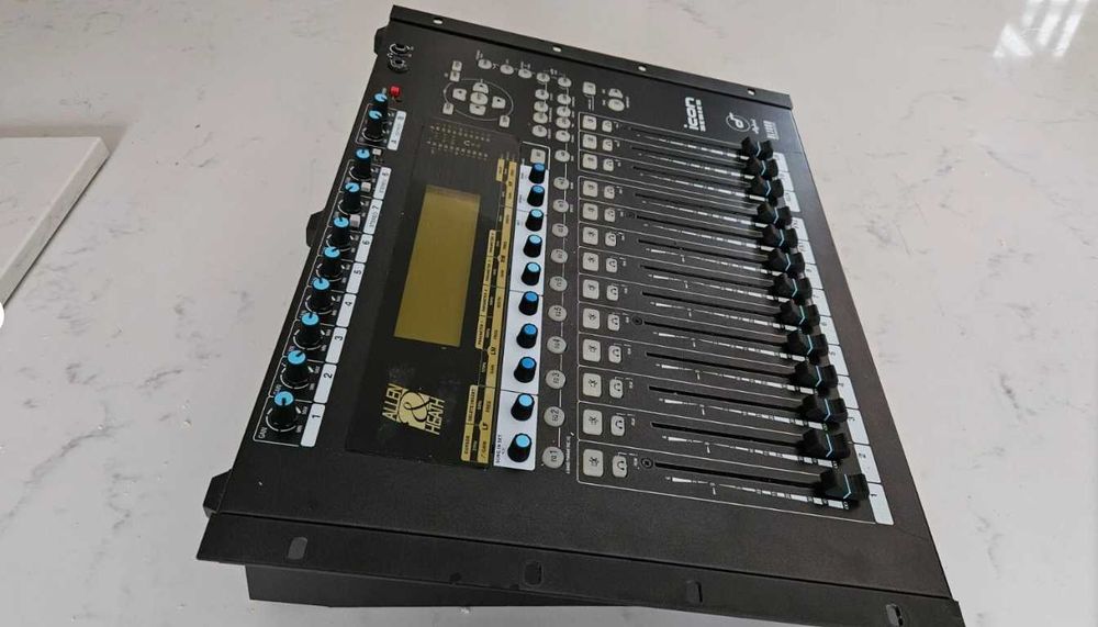 Allen & Heath DL1000 Дигитален миксер, цифров аудио миксер