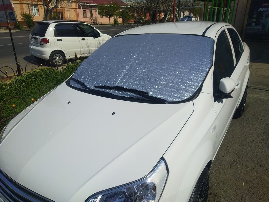 Отражатель на лобовое стекло авто. Универсальный. Оптом есть скидки