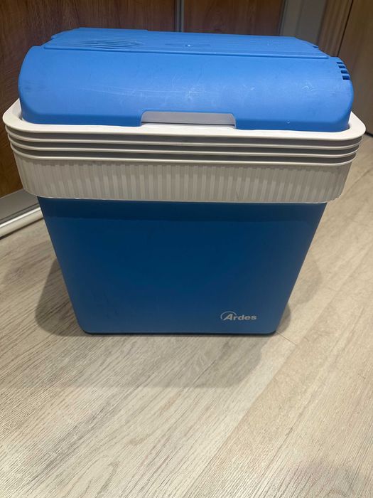 Хладилнa чанта Ardes  - , 26л, 12V-220V топло  студено