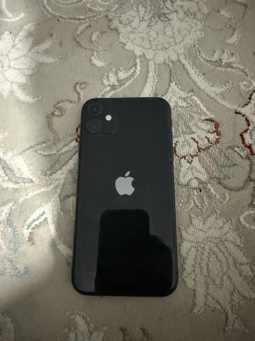 Продам Iphone 11