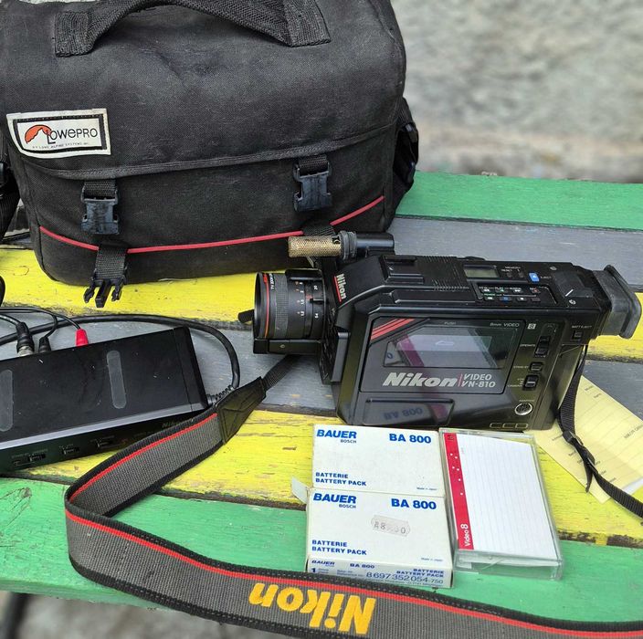 винтидж видеокамера Nikon VN-810 (Video 8)