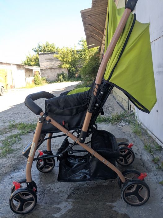 Продам 2 прогулочные коляски