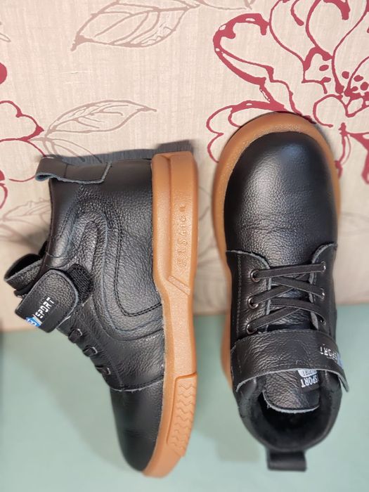 Новые ботинки для мальчика