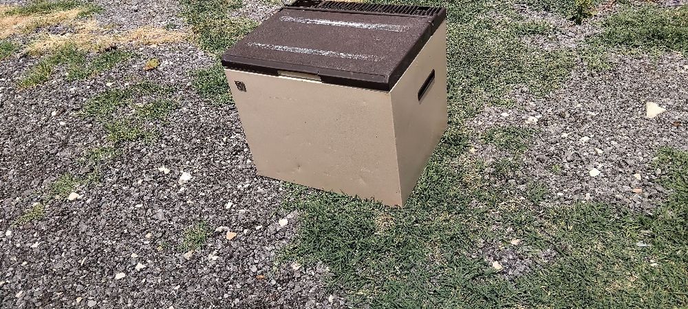 Газов Хладилник  Elektrolux на 12 волта и 220 волта.