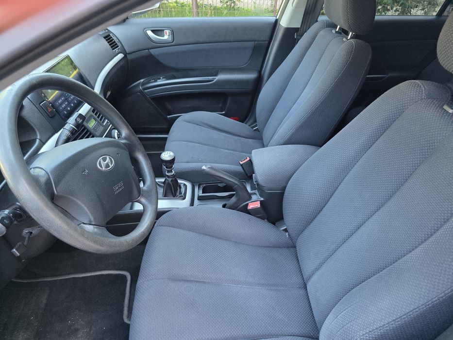 Vând Hyundai Sonata