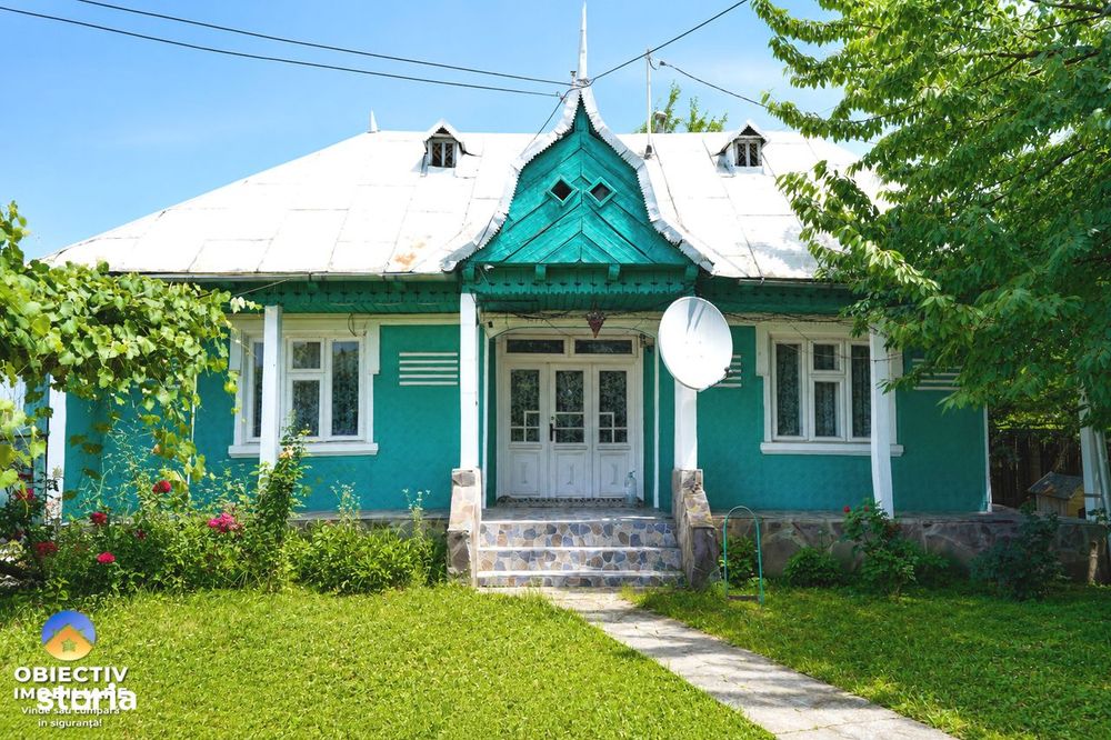 CASǍ cu teren 3477 mp COSTIŞA.