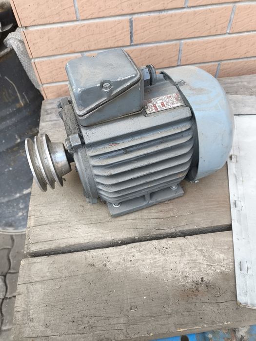 Двигатель асинхронный