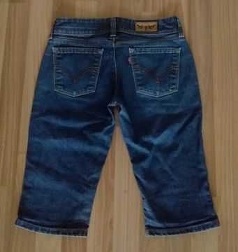 Къси панталони Levis (таля 72 cm )