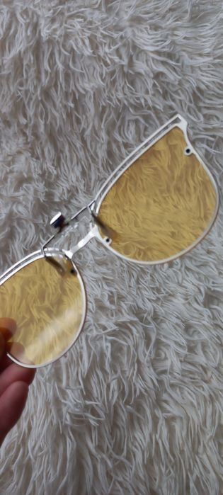 Lentile clip on pentru ochelarii de vedere