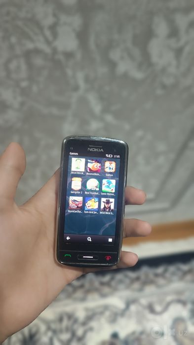 Nokia c6-01 Коробки нет