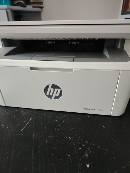 Multifunctionala laser HP LaserJet M140w