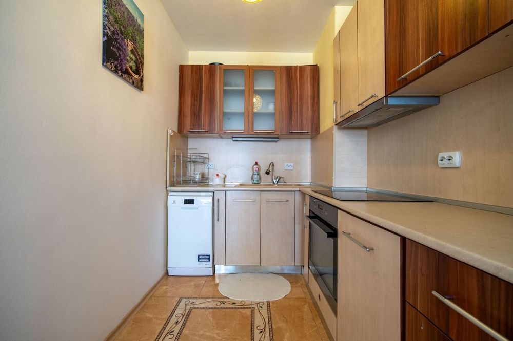 Дава се под наем Двустаен апартамент в София, Младост 4 - 65 кв.м за 620 € - Снимка #4