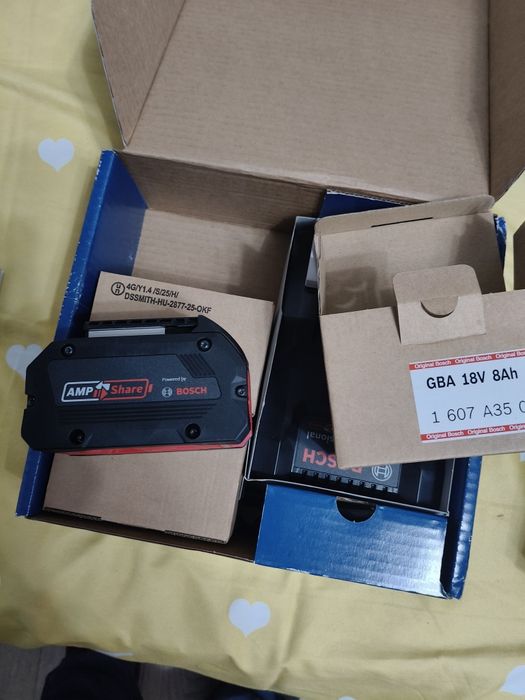 Vand  acumulator procore Bosch 8ah 2025 pret fix