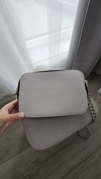 Уникална чанта Guess