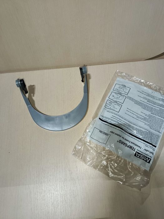 Продаются крепление для касок