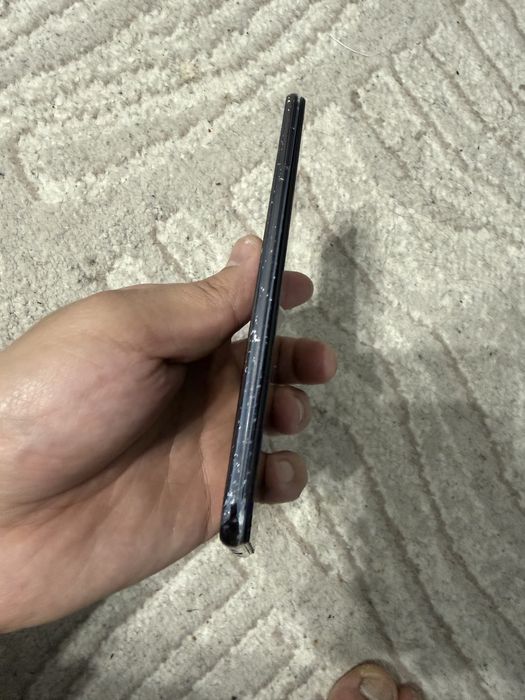 Mi 8 lite aybi yóq holati rasmdigi pul topar telefón