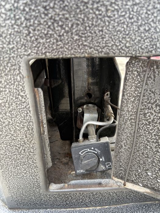 Кател продам.