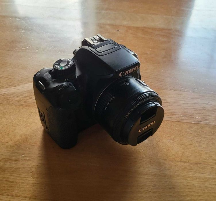 Aparat Foto Canon EOS650D