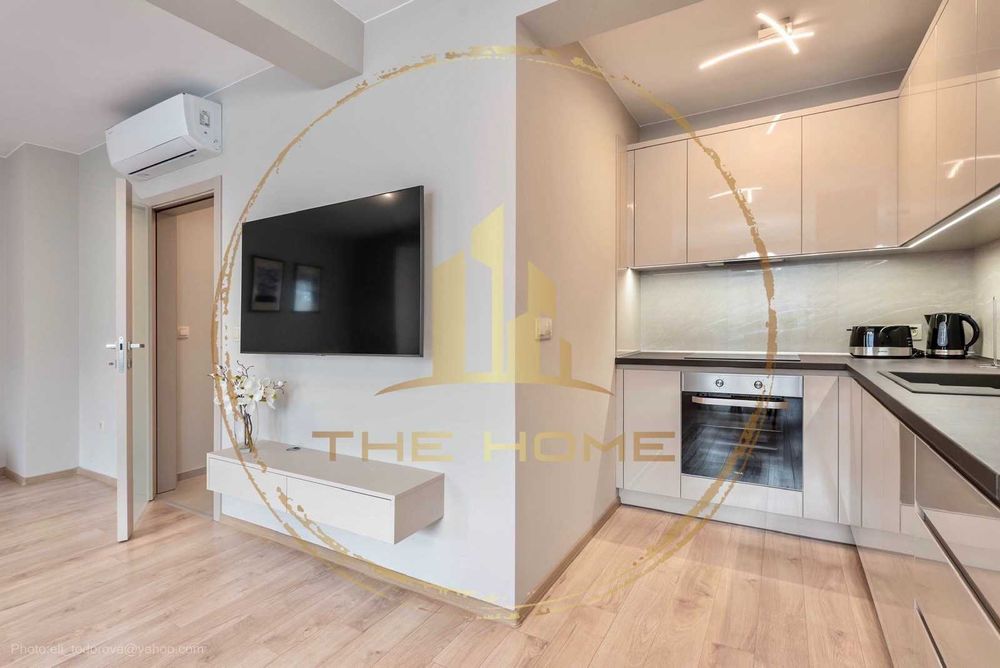 Луксозен 3 стаен Идеален Център