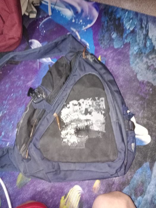 Продам рюкзаки б/у