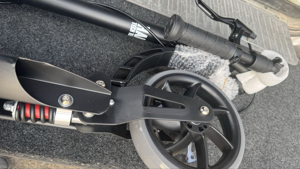 Продам самокат Ram tech team