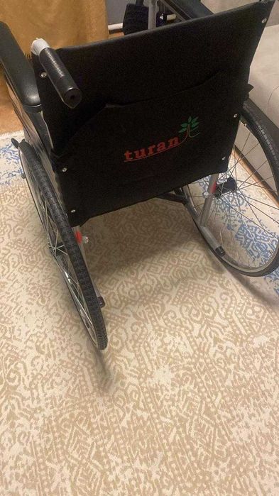 Инвалидное кресло