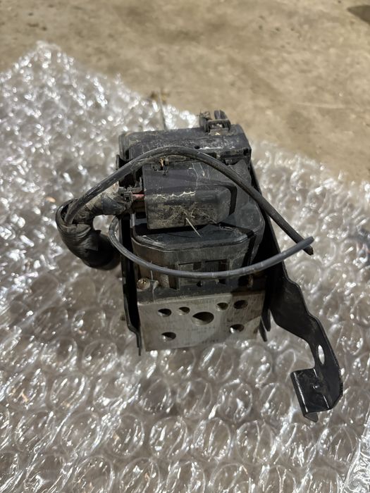 Renault Clio 1.5 dci 2002 година АБС помпа ABS