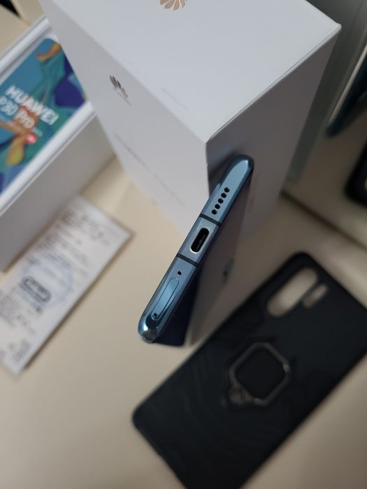 Продам Huawei P30 Pro 8/256gb.