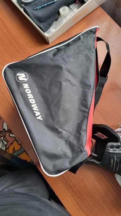 Продам коньки 36 р.