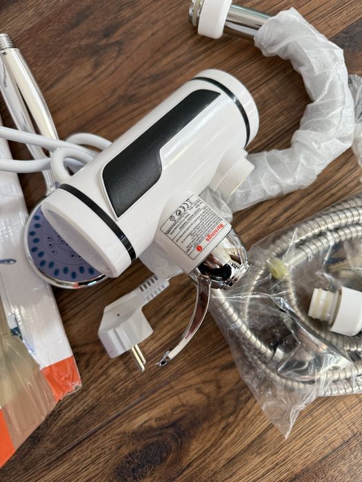 Robinet electric instant cu duș, 3000W, apă caldă instant, model RX-019