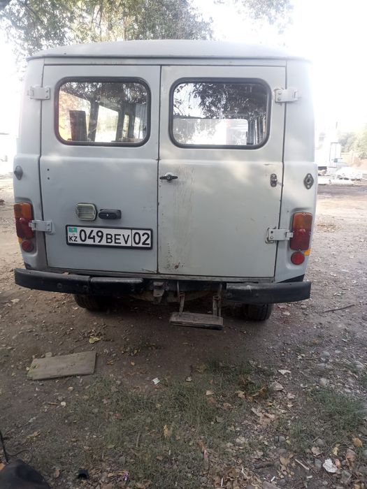 УАЗ буханка 4х4.