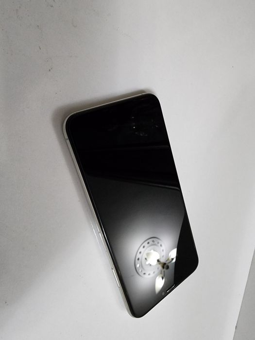 Iphone Xs Max White 64GB Tinuu Holati