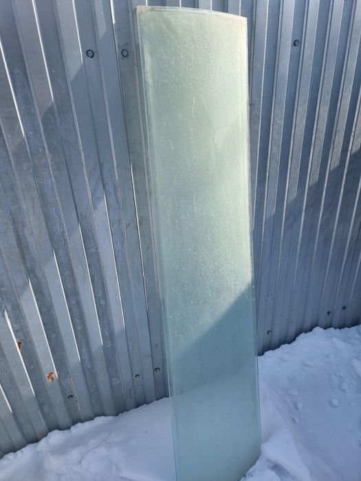 Продам на душкабину двери и боковые