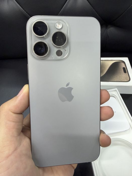 Продам айфон 15 про макс