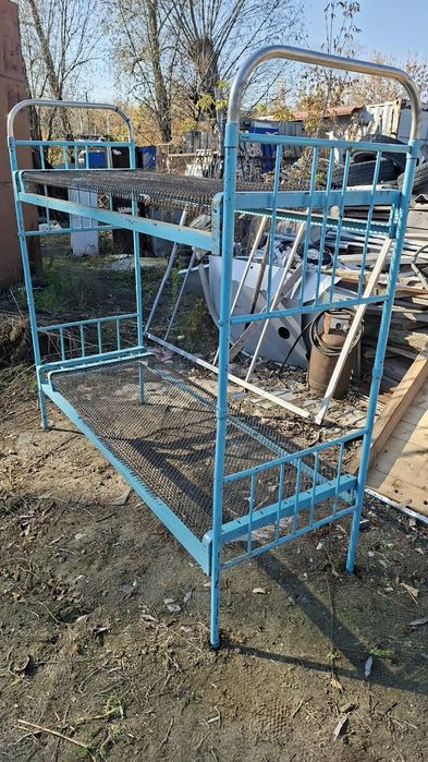 Продам кровать двухярустную