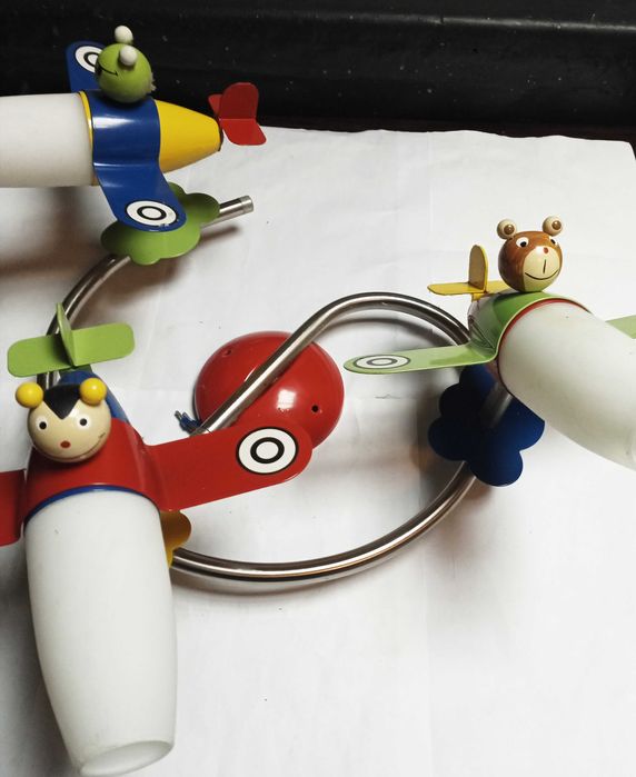 Полилей за детска стая