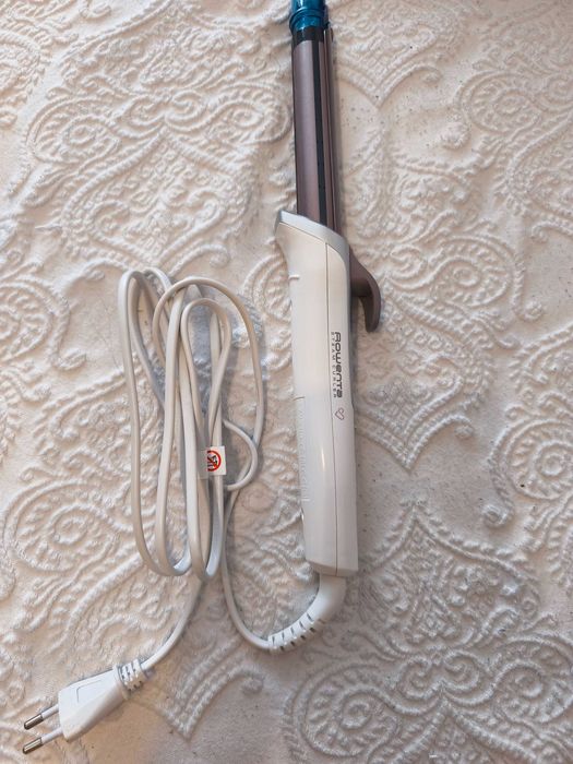 Ondulator cu aburi Rowenta nou