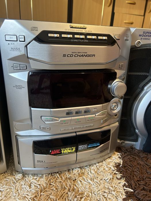 Sistem audio combina Panasonic