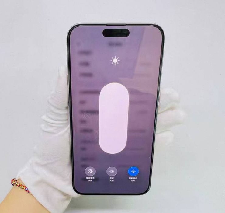 Iphone 15promax wifi versiyasi sotiladi. Kutish mashinalari, o'yinlar