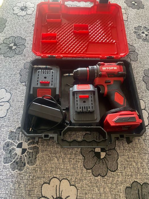 Шуруповерт  акамуляторный