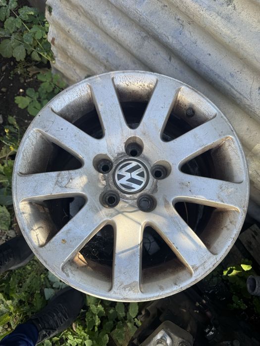 jante R 15  vw golf 4 5x100  5x112