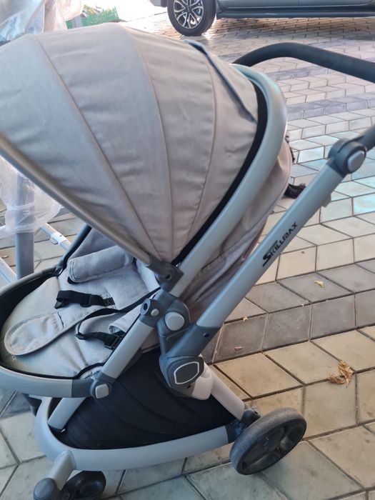 Прогулочная коляска Skillmax с автокреслом