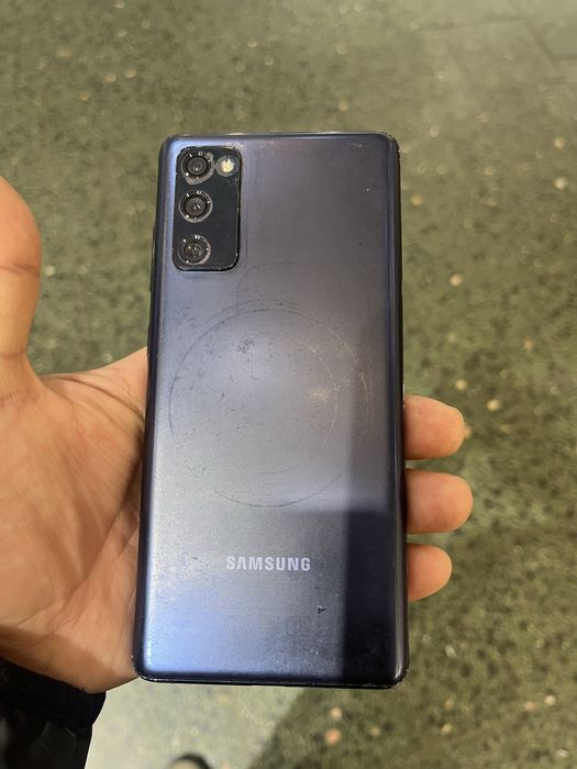 Спмсунг s20FE 128GB