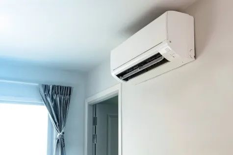 Montaj/ instalare aer conditionat/încărcare AC