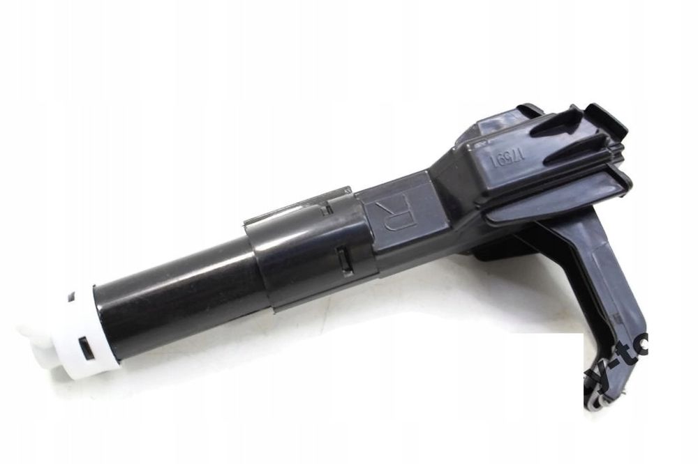 Форсунка омывателя Toyota Camry