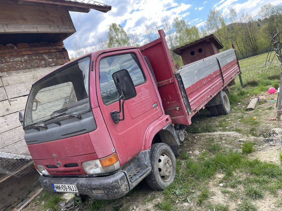 Nissan cabstar 1999