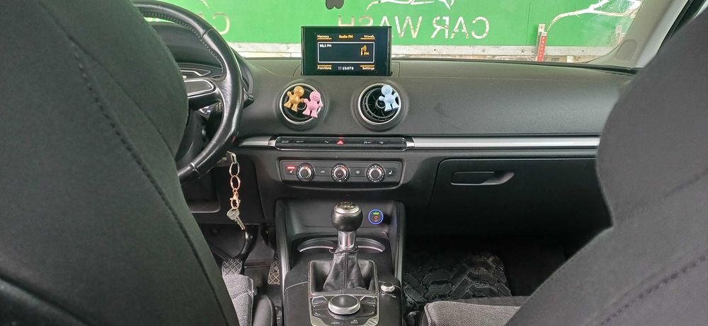 Audi A3 Sedan/1.6 TDI/ 110 CP/cutie manuală 6+1/ an 2015/ înmatriculat/ euro 6