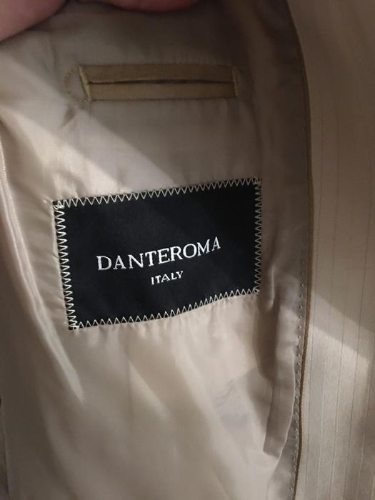 Костюм светлый двойка